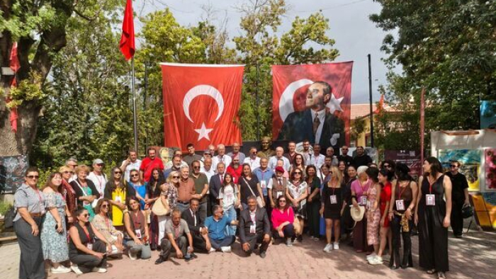 Halibas Art 5.Kültür ve Sanat Festivali Muhteşem Bir Atmosferle Sona Erdi..