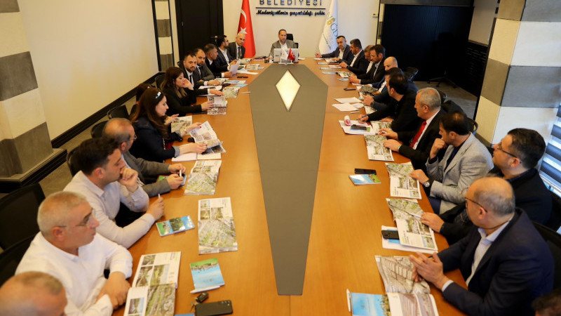 Niğde Belediye Başkanı Özdemir “A Takımını Belirledi