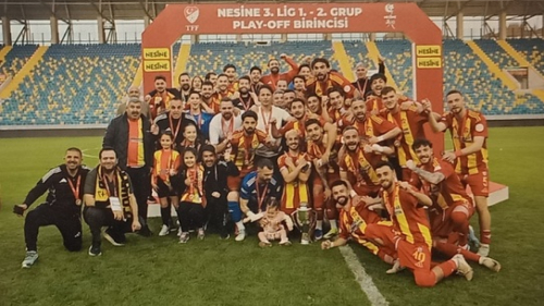 Niğde Bld. Aldığı puanla düşme hattından kurtuldu 2.Lig final maçında Çorluspor'a elendi.