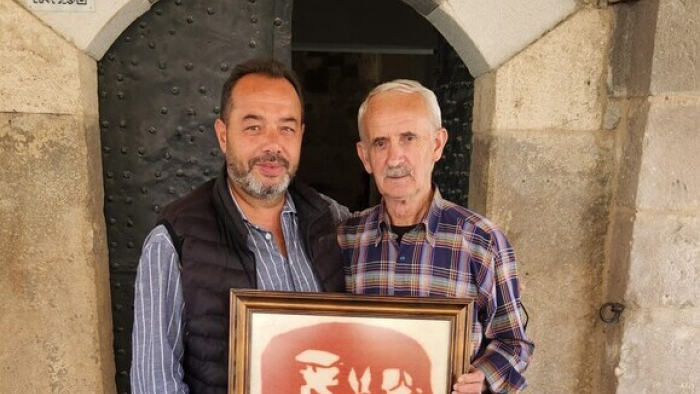 Bor'da Berber Yaşar Gümüş 57 nci Hizmet Yılı Anısına Ödüllendirildi.