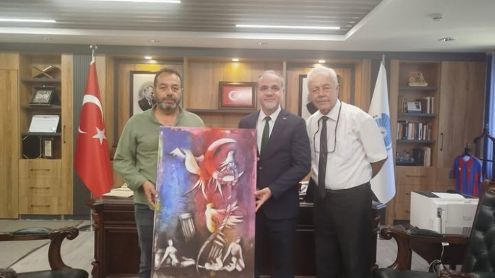 Cennet İnce Erdoğdu'nun Tablosu Rektör Prof.Dr.Hasan Uslu'ya Takdim Edildi..